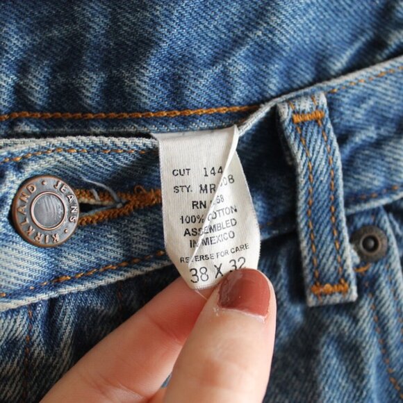 Kirkland Jeans 100% Cotton Relaxed Fit 38x32 Medium Wash Men's Jeans - Picture 8 of 11